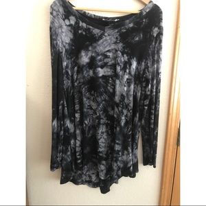 Long Sleeve Tie Dye Pattern V Neck